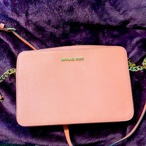 Michael Kors Purse. Never used.